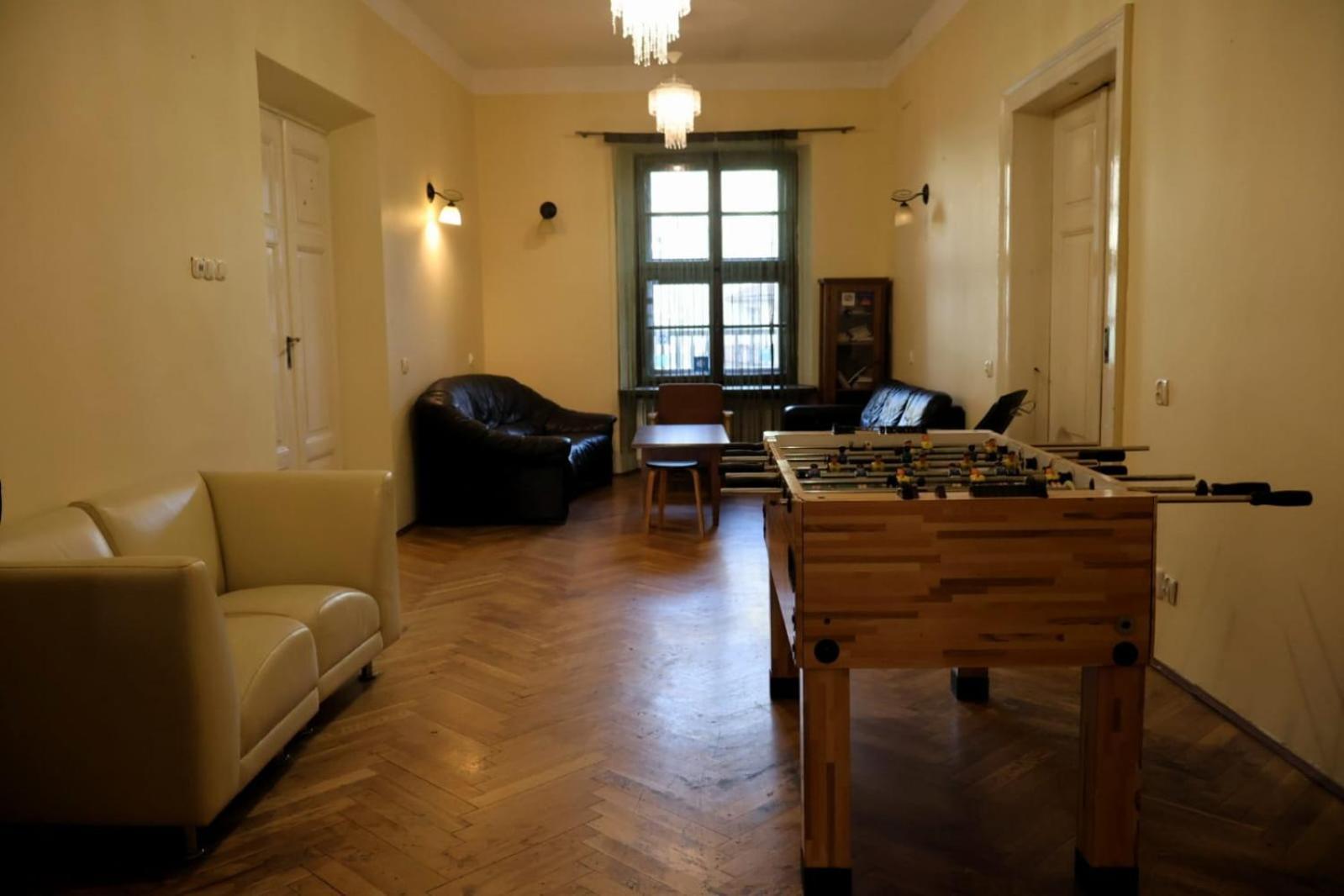 Appartement 50 People *